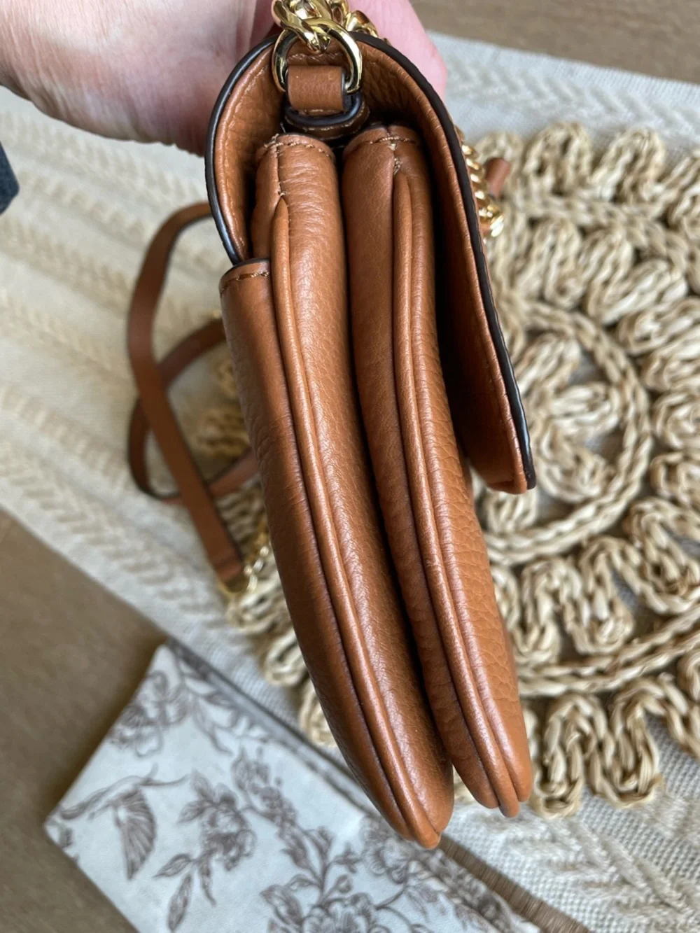 Michael Kors Beautiful Chestnut Pebble Leather Crossbody Purse w/Built In Wallet - Picture 6 of 13